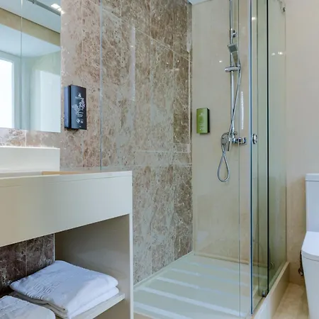 Avenida Park Hotel