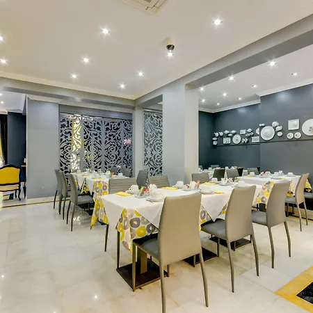 Avenida Park מלון