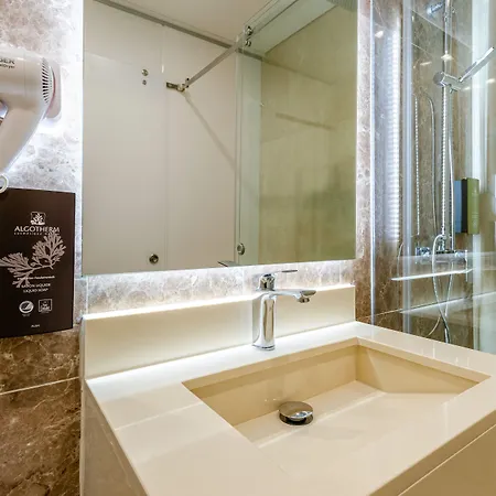 Avenida Park Hotel