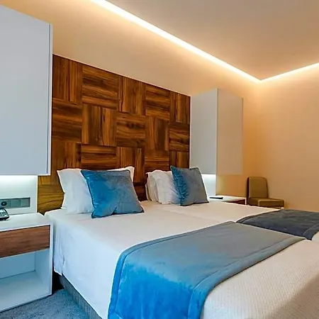 Avenida Park Hotel 3*