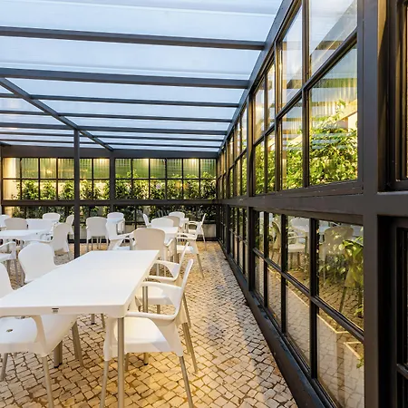 Hotel Avenida Park 3*