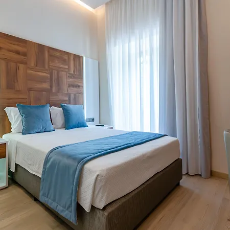 Hotel Avenida Park 3*