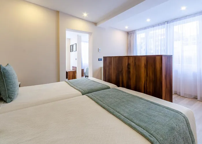 アベニーダ パーク 3*