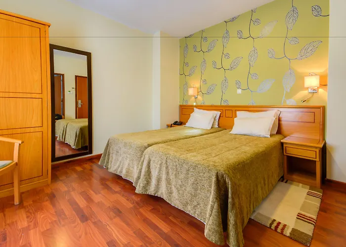 アベニーダ パーク ホテル 3*