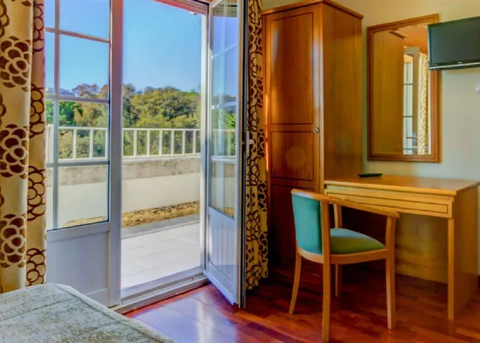 アベニーダ パーク ホテル 3*