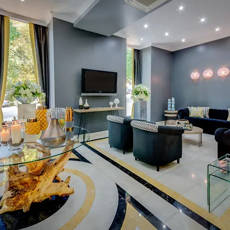 Avenida Park Hotel 3*